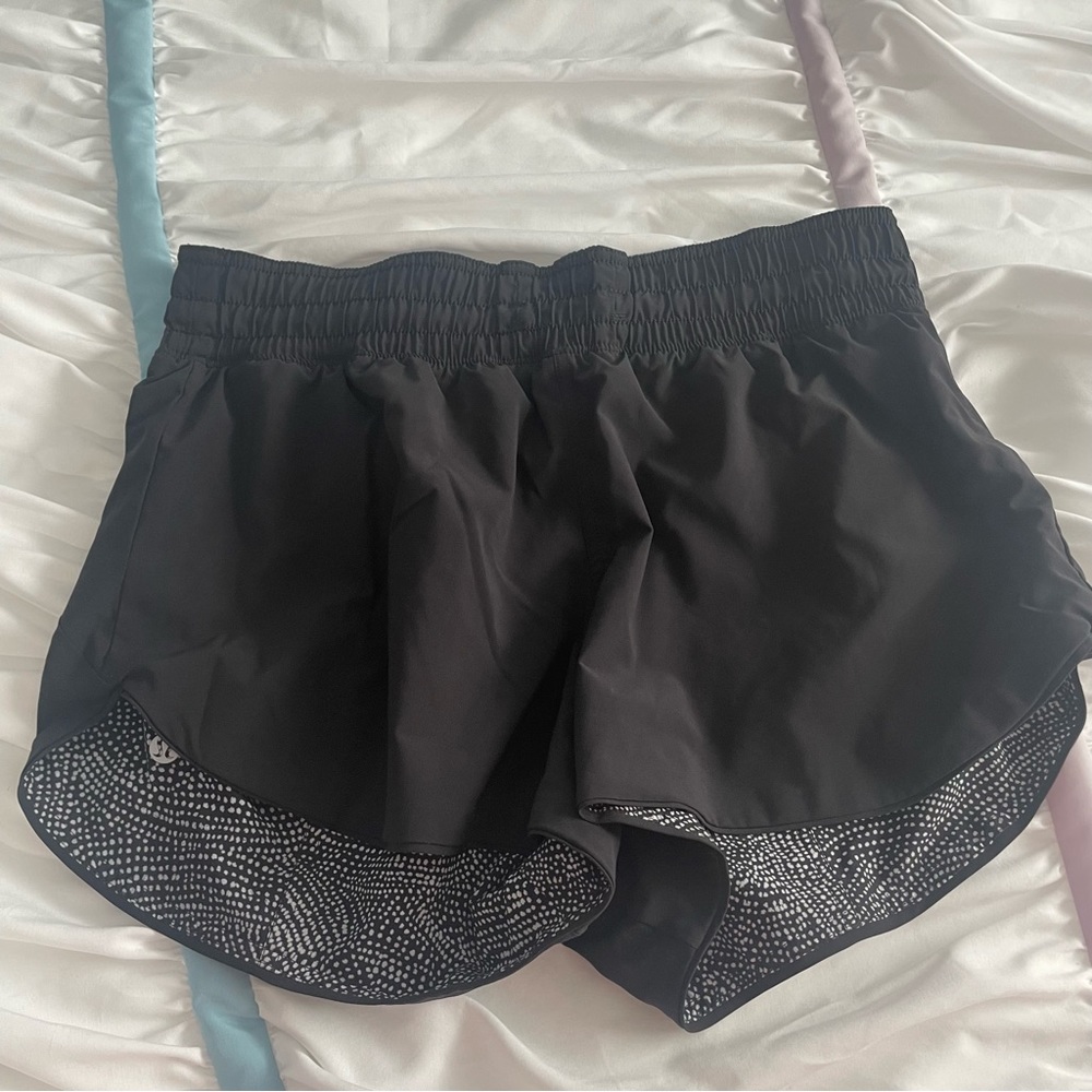 Lululemon reversible shorts size 6